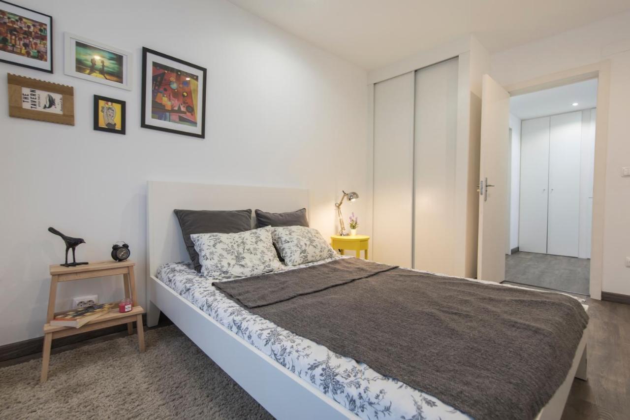 Alfama Typical Beco Da Adica Apartment ลิสบอน ภายนอก รูปภาพ